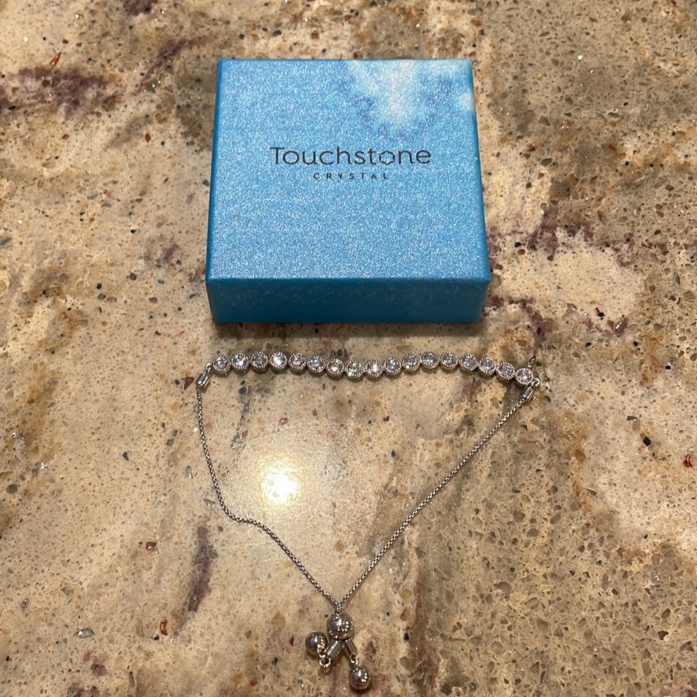 Touchstone crystal bracelet